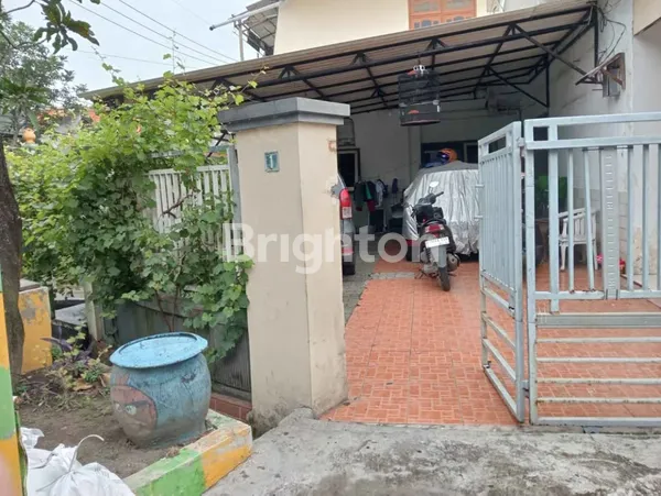 image DI JUAL RUMAH 2 LANTAI LOKASI STRATEGIS DEKAT MERR , UPN DI RUNGKUT BARATA (4)