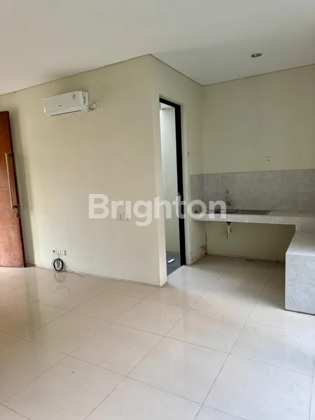 image RUMAH 2 LANTAI CITRALAND NORTHWEST DEKAT DANAU  (3)