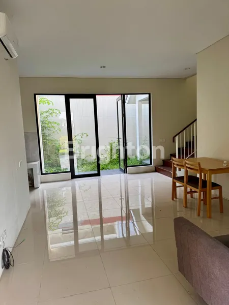 image RUMAH 2 LANTAI CITRALAND NORTHWEST DEKAT DANAU  (5)