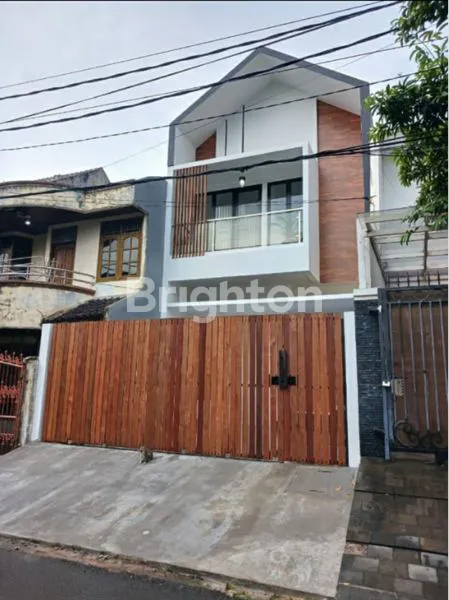 image JUAL RUMAH CANTIK DI PONDOK KELAPA JAKARTA TIMUR (1)