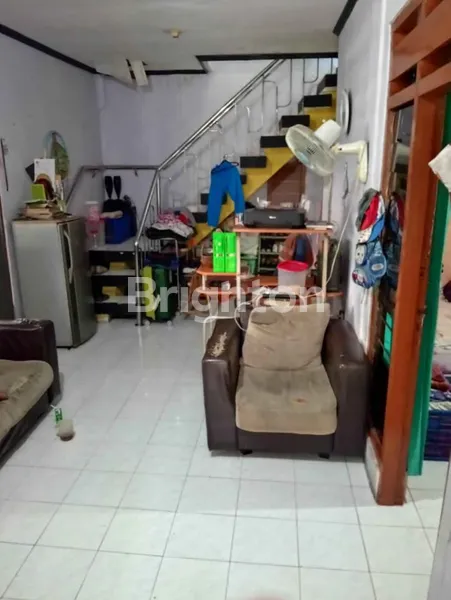 image DI JUAL RUMAH 2 LANTAI LOKASI STRATEGIS DEKAT MERR , UPN DI RUNGKUT BARATA (3)