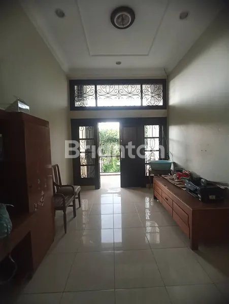 image RUMAH 2 LT KOMPLEK EKSKLUSIF KLAMPIS REGENCY SURABAYA NEGO (4)