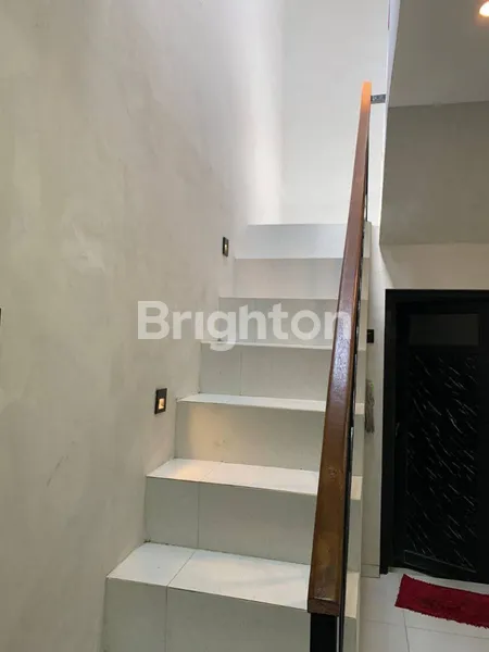 image RUMAH SIAP HUNI DI MANYAR, LT 82M² HARGA TERJANGKAU (4)