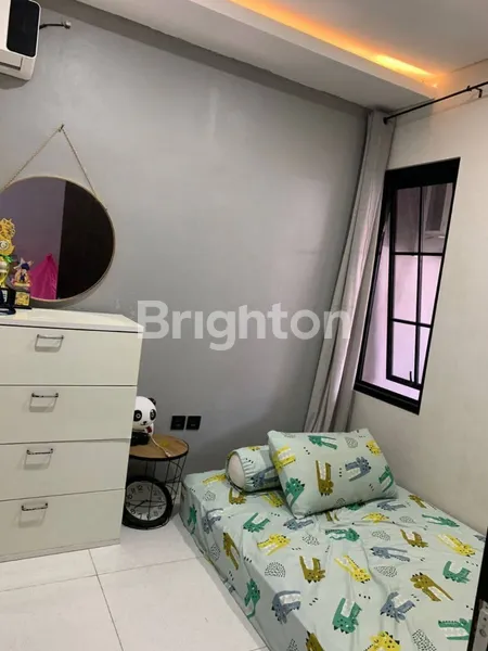 image RUMAH SIAP HUNI DI MANYAR, LT 82M² HARGA TERJANGKAU (5)