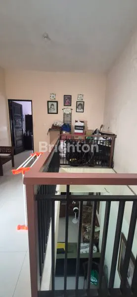 image RUMAH CANTIK LOKASI STRATEGIS DI PONDOK KELAPA 2 LT SHM  (4)