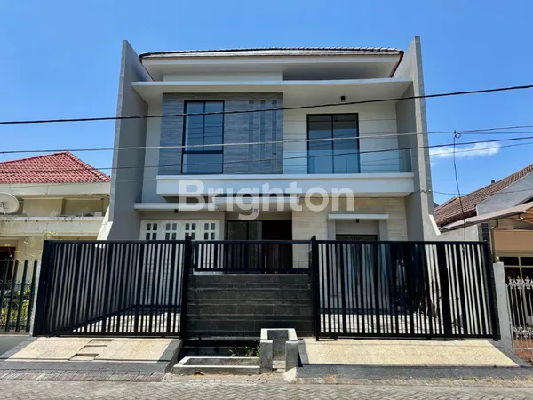 image TURUN HARGA RUMAH BARU GRESS MANYAR KERTOADI SIAP HUNI (1)