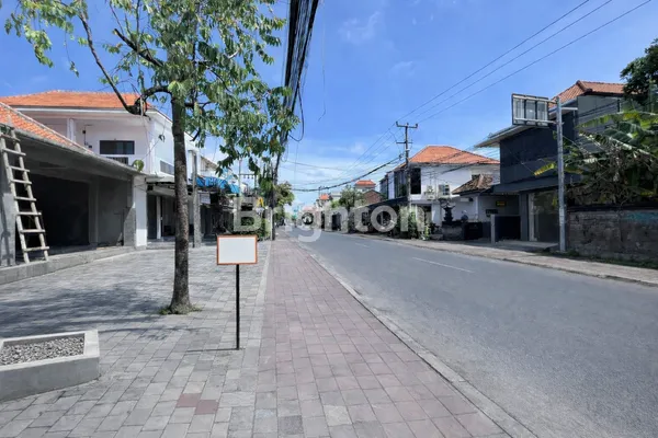 image DISEWAKAN RUKO BARU MURAH DI JALAN RAYA KEROBOKAN KUTA UTARA SUNSET ROAD BADUNG BALI (2)