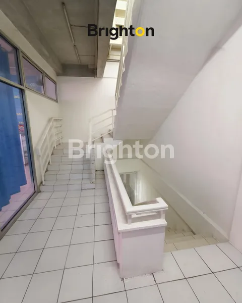 image DISEWAKAN RUKO 3+1 LANTAI, EX RESTORAN DI JALAN PANJANG GREEN GARDEN JAKARTA BARAT (4)