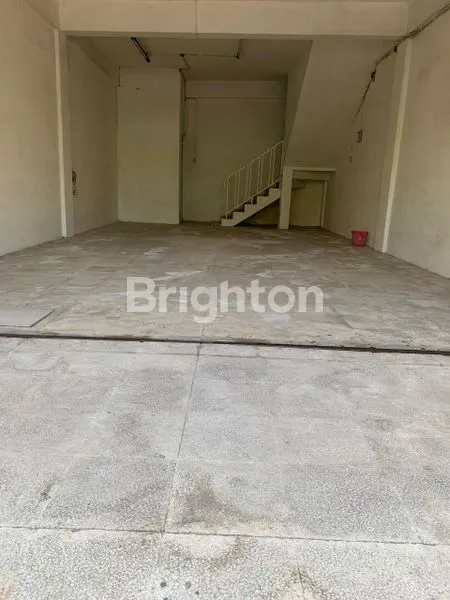 image RUKO 3,5 LANTAI DI PUCANG ANOM, LOKASI STRATEGIS (3)