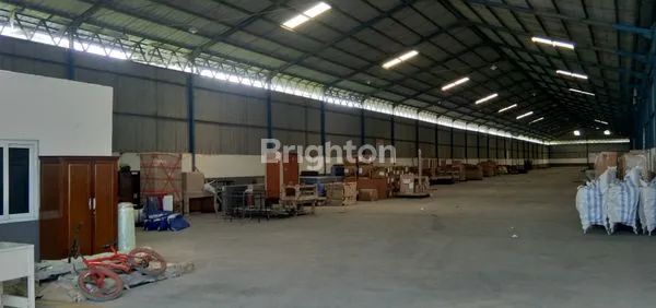 image GUDANG LUAS 900M² DI KLAPANUNGGAL, SHM SIAP PAKAI (8)