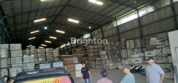 image GUDANG LUAS 900M² DI KLAPANUNGGAL, SHM SIAP PAKAI (5)