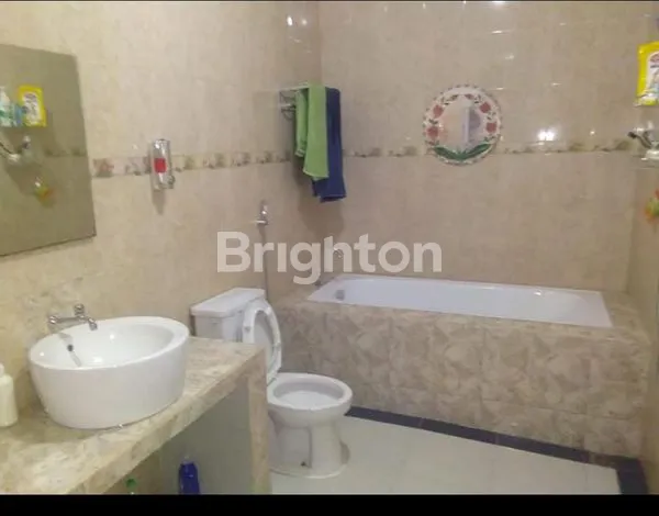 image RUMAH HOOK 16X10 DI CILEUNGSI, SIAP HUNI & STRATEGIS (3)