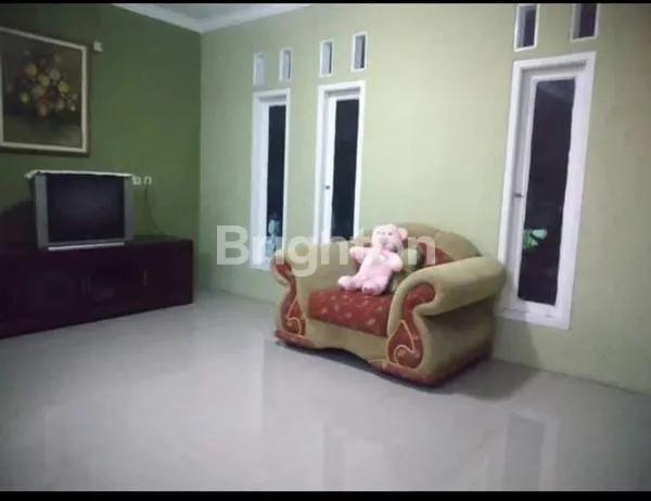 image RUMAH HOOK 16X10 DI CILEUNGSI, SIAP HUNI & STRATEGIS (4)