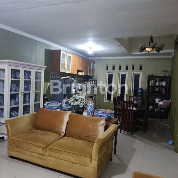 image RUMAH HOOK 16X10 DI CILEUNGSI, SIAP HUNI & STRATEGIS (6)