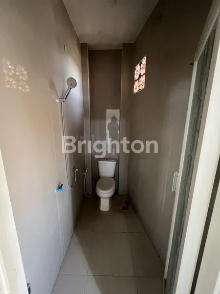 image RUKO 2 LANTAI SIAP HUNI DI RAYA MERR, LANTAI 1 LOOSS, LOKASI STRATEGIS, BEBAS BANJIR, 5 MENIT KE PURIMAS, TOL TAMBAK SUMUR & TOL JUANDA (NON FURNISHED) (7)