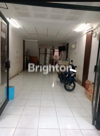 image RUKO 4LANTAI TUBAGUS ANGKE DUTAMAS JELAMBAR JAKARTA BARAT (3)