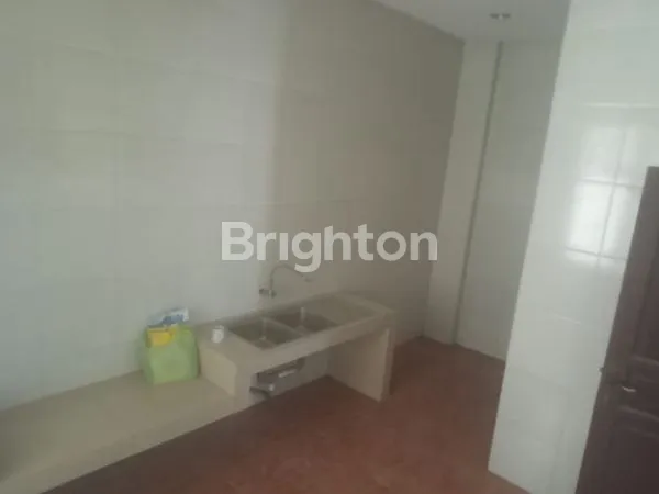 image RUKO 3 LANTAI LUAS, COCOK UNTUK USAHA & TINGGAL (7)