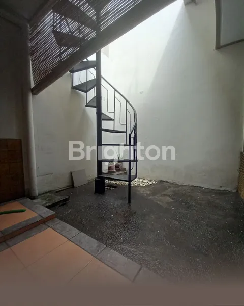 image RUMAH CANTIK , RENOVASI DI MANUKAN, SURABAYA BARAT (6)