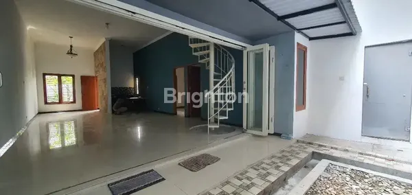 image RUMAH SIAP HUNI RUNGKUT MENANGGAL STRATEGIS DEKAT UPN (3)