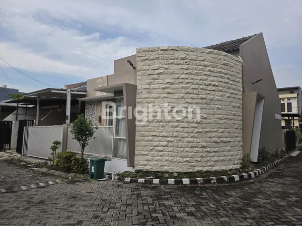 image SUKOLILO DIAN REGENCY MINIMALIS FULL BANGUNAN, TERAWAT SIAP HUNI, LINGKUNGAN NYAMAN DAN TENANG  (2)