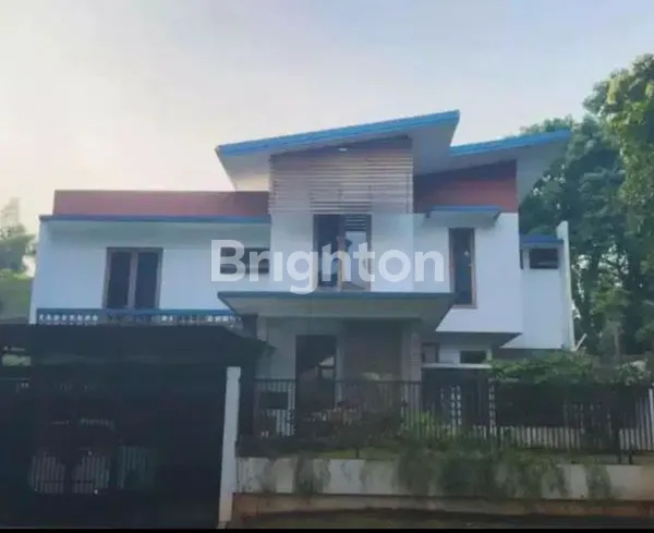 image RUMAH EKSKLUSIF 4KT DI CLUSTER MENTENG BINTARO (1)