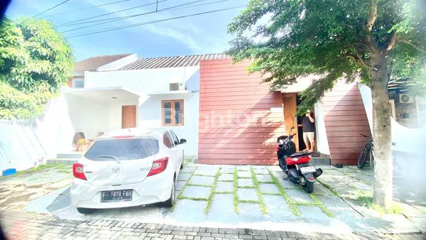 image HUNIAN STRATEGIS  SIAP HUNI DI CLUSTER BUKIT CIMANGGU CITY LT 184 M2 LB 148 M2, DEKAT TOL & MALL  (1)