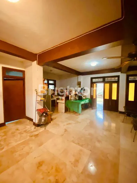 image DIJUAL TANAH ISI BANGUNAN VILLA CANTIK KEROBOKAN DENPASAR BALI (6)