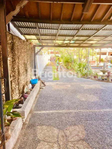image DIJUAL TANAH ISI BANGUNAN VILLA CANTIK KEROBOKAN DENPASAR BALI (8)