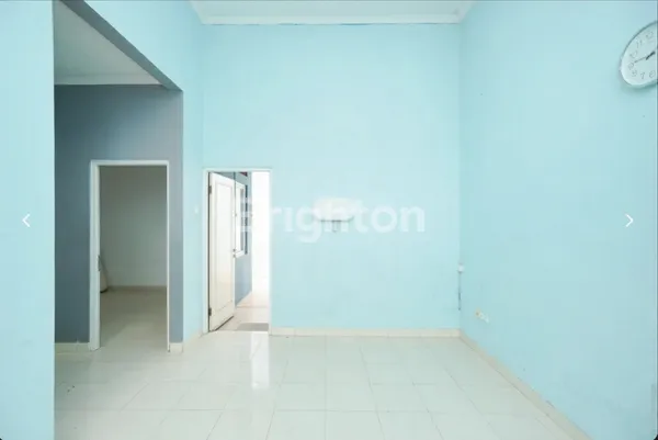 image DIJUAL TERMURAH! RUMAH DI KAWASAN ELIT PESONA METROPOLITAN – BEBAS BANJIR (5)