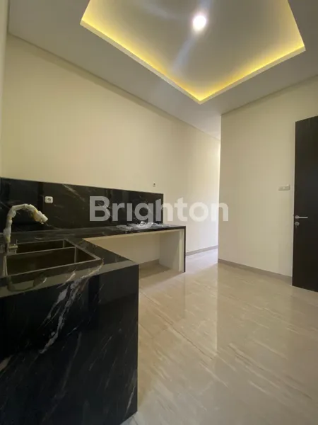 image DIJUAL RUMAH MINIMALIS DI CITRALAND UTAMA CLUSTER INTERNATIONAL VILLAGE (6)