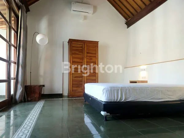 image VILLA FOR RENT SEMI FURNISHED AT SANUR (6)