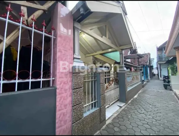 image RUMAH 2 LANTAI AKSES MOTOR DEKAT PASAR GADANG KOTA MALANG (8)