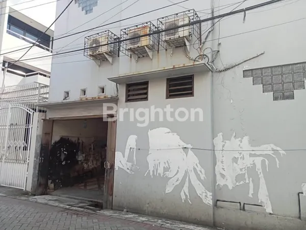 image RUKO SIAP PAKAI RAYA KERTAJAYA COCOK USAHA/SHOWROOM LOKASI STRATEGIS (4)