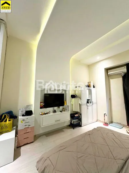 image RUMAH 2.5 LANTAI FULL FURNISHED, SHM, DI JLN KARYA DAME (2)
