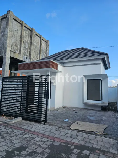 image BRAND NEW RUMAH CLUSTER MODERN ONE GATE SYSTEM DI KAMPIAL NUSA DUA (6)