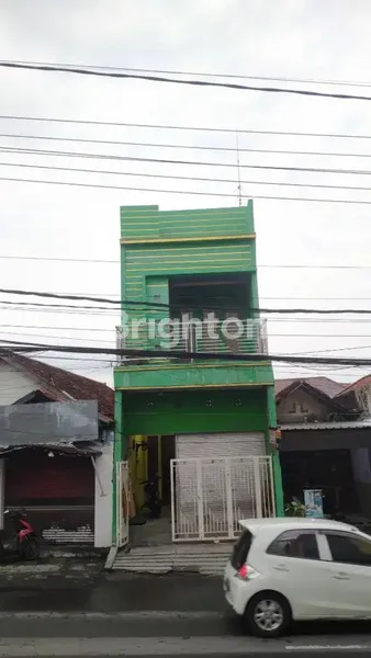 image RUMAH STRATEGIS DI RAYA LONTAR (1)