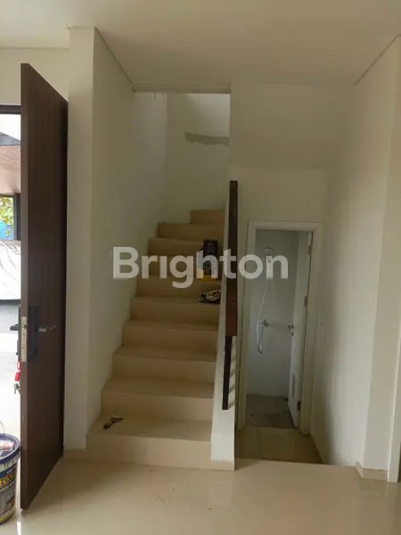 image RUMAH DISEWA DIGRAHA RAYA  (4)