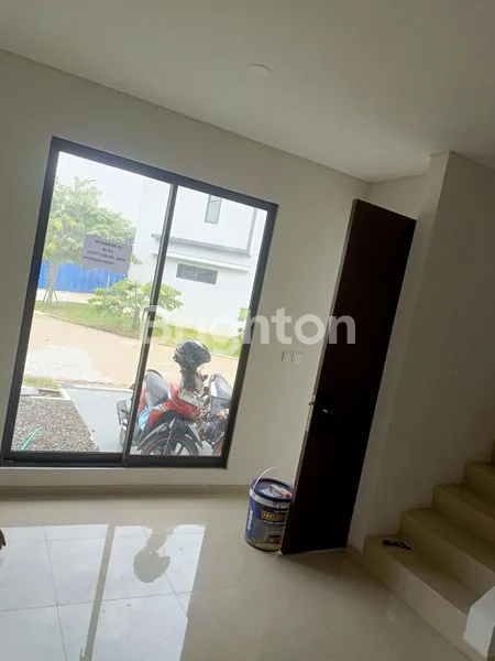 image RUMAH DISEWA DIGRAHA RAYA  (2)