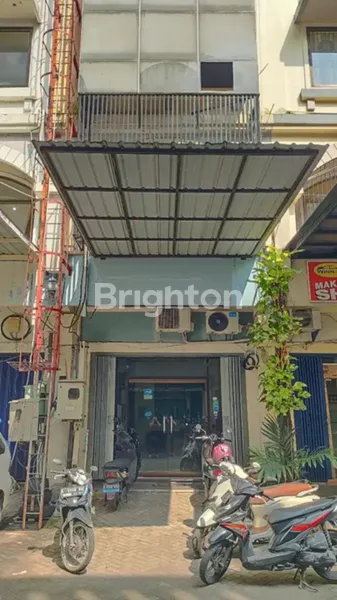 image RUKO PANJANG JIWO BANGUNAN 3 LANTAI COCOK UNTUK KANTOR   (1)