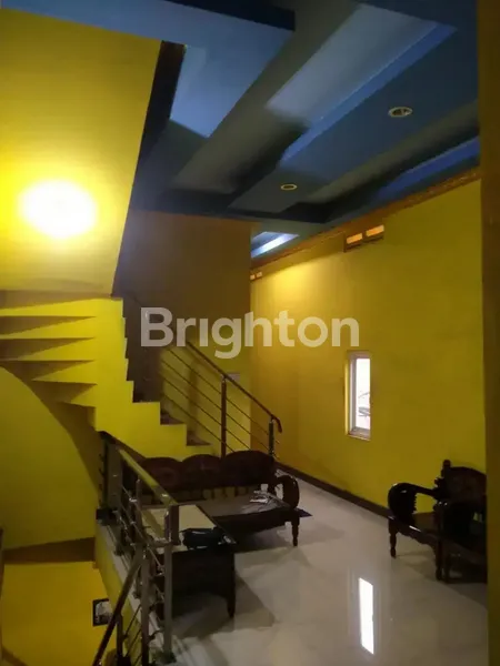 image RUMAH STRATEGIS DI RAYA LONTAR (7)