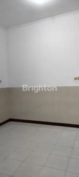 image RUMAH PERMATA WIYUNG REGENCY SIAP HUNI TERAWAT (5)