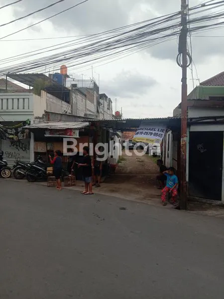 image TANAH PALMERAH KEMANGGISAN LUAS: 305M² JAKARTA BARAT DEKAT UNIVERSITAS BINUS COCOK BANGUN KOS KOSAN (2)