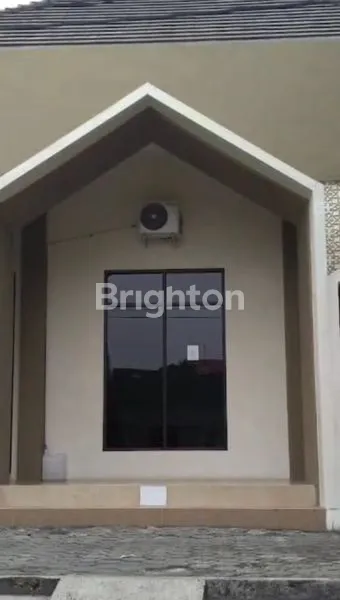 image RUMAH 3 LANTAI DEKAT RS LAVALETTE KOTA MALANG (2)