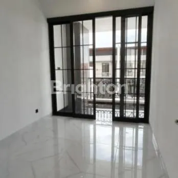 image RUMAH GRES AMERICAN CLASSIC MEWAH ARAYA 2 GALAXY BUMI PERMAI (7)