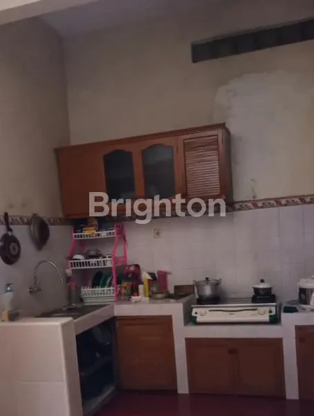 image RUMAH 3 LANTAI DEKAT RS LAVALETTE KOTA MALANG (7)