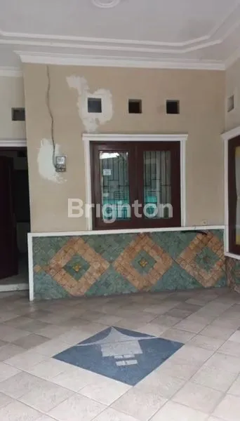 image RUMAH 3 LANTAI DEKAT RS LAVALETTE KOTA MALANG (8)