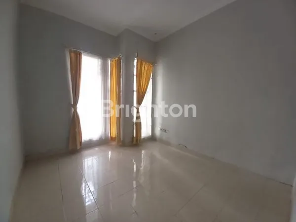 image  DIJUAL CEPAT,,RUMAH BAGUS SIAP HUNI DI CLUSTER SERPONG PARK SERPONG UTARA TANGERANG SELATAN (4)