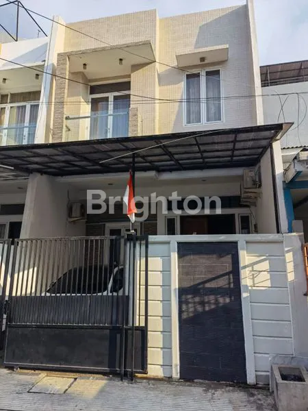 image RUMAH 3 LANTAI SIAP HUNI DAERAH SUNTER BISMA, SUNTER-JAKARTA UTARA (1)