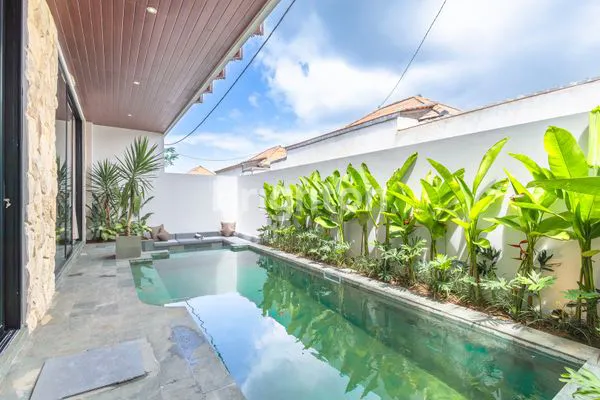 image BRAND NEW 2-BEDROOM FULLY SERVICE VILLA FOR RENT – ONLY 2 MINUTE TO CEMAGI BEACH , BALI (2)
