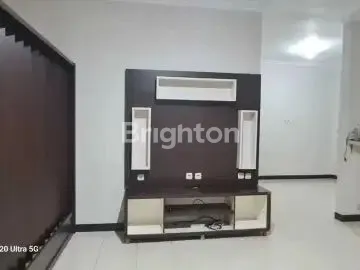 image RUMAH 2 LANTAI SIAP HUNI DI PURI SURYA JAYA (4)